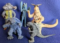 怪獣フィギュア 5種類セット