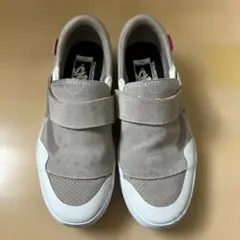 Item thumbnail for item 5561b00b-6961-4ab7-b644-bacd3d934b17