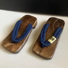 Item thumbnail for item 5a18751b-7c12-4618-bf71-85cdcfa79583