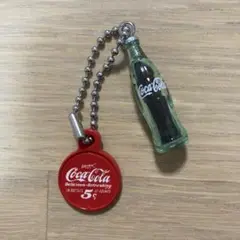 Coca-Cola ミニチュアチャーム　カプセルトイ　キーホルダー