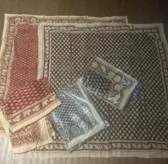 インド綿　抜染スカーフ　テーブルクロス　110x110cm 3枚セット