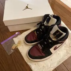 ・ナイキ ウィメンズ エアジョーダン1 ミッド
