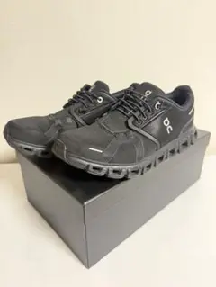 【美品】ON Cloud 6 Waterproof (26.0cm) メンズ