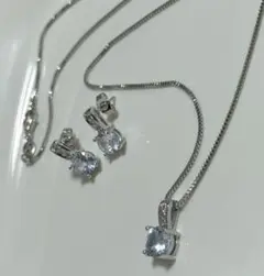 大特価 シルバー925 2セット★ 高級モアサナイトダイヤ ネックレスとピアス