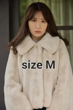 新品未使用 herlipto Winter Love Faux Fur Coat