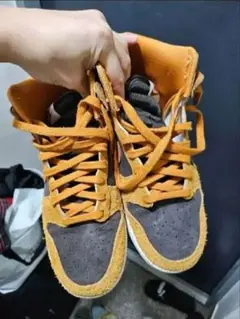 NIKE ナイキダンクダークカリー