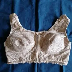 レースブラジャー ベージュ フロントジッパー