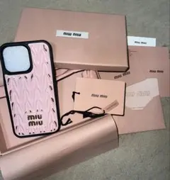 ミュウミュウMiuMiu iPhone13 Pro 専用ケース【最終値下げ✨】