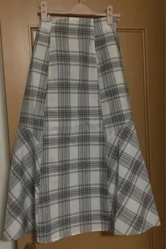 【新品未使用タグ付き】ロペピクニック　チェックスカート