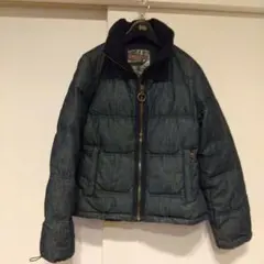 美品プラダ ネイビー40