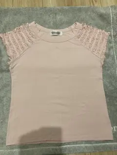 キミジマブティック　フリル付きピンクTシャツ　Lサイズ　Mサイズの方も❗️