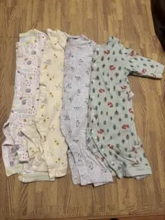 ユニクロ　70 ロンパース　4枚セット