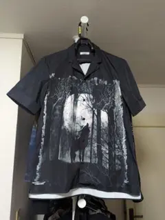 VALENTINO ヴァレンティノ 狼 月 森柄 半袖シャツ ブラック