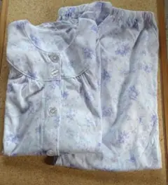 Item thumbnail for item 82c644e1-eff7-4fa6-b499-0bbb9974a19e