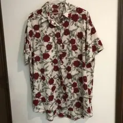 薔薇柄 シャツ