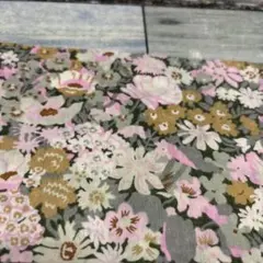 リバティ 生地幅(輸入)×9-10cm