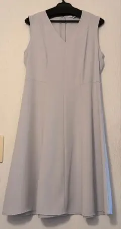 未使用　UNIQLO 　ノースリーブ 　グレー　 ワンピース
