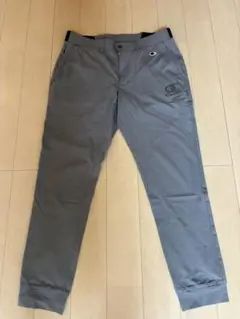 Champion グレー スリムフィットパンツ M