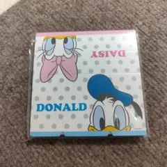 ドナルド・ダックとデイジー・ダック メモ帳