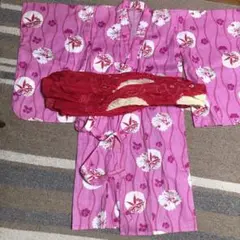 サイズ120 ユニクロ 浴衣 ピンク 赤フワフワ帯つき