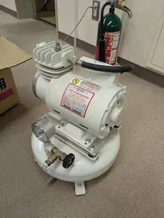 HOHMI(ホーミ・八重崎空圧)低騒音オイルレスコンプレッサー YC−4F 小型オイルレスコンプレッサー PCシリーズ HOHMI(ホーミ・八重崎