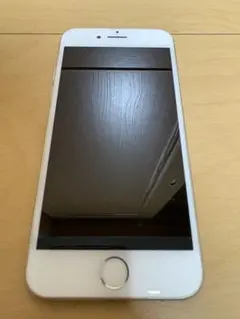 Apple iPhone 7 128GB バッテリー73%