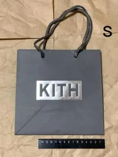 Item thumbnail for item a67c3e53-d6ab-484b-8967-2103d5a20c4d