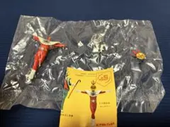 太陽仮面サンタワー　タローマン　ガチャ