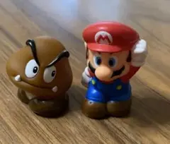 スーパーマリオブラザーズ　 マリオ　クリボー 指人形　フィギュア　レトロ