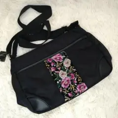 極美品【アーンジョー】ショルダーバッグ ポシェット