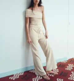 ZARA テクスチャー入り生地ワイドパンツ タグ付き