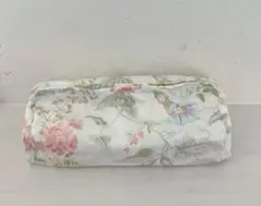 ローラアシュレイ　ティッシュカバー
