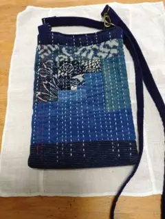 古布リメイクスマホポーチ　藍染　型染め
