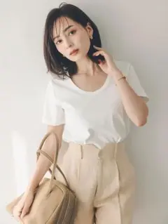 【anuans】シルクタッチコットンUネックT