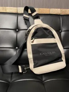 coach ボディバッグ