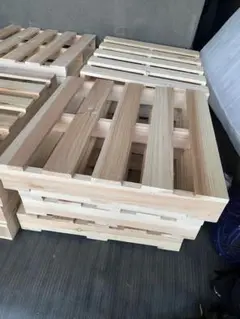 値下げ! 正方形すのこパレット ベッド、棚、ラックに!