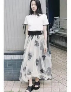 タグ付き新品★ZARAのプリント柄オーガンザワンピース★Lサイズ