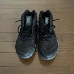 Nike Kyrie4 ブラック