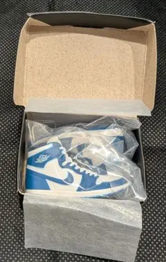 Item thumbnail for item fbaa07e2-32b7-4132-b3b5-40e1a6af0c2d