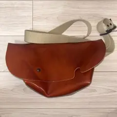 Uni&co. ユニアンドコー メッセンジャーバッグ