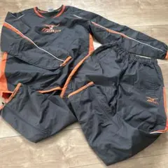 Mizuno ピステ・ウィンドブレーカー S
