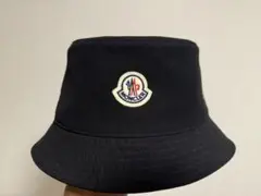 モンクレール MONCLER キャンバス素材 ロゴワッペン バケットハット
