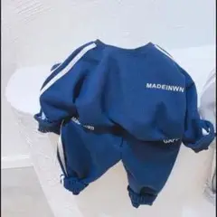 子供服　スウェット　セットアップ