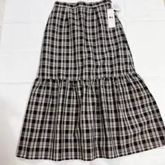 avv スカート　新品タグ付　Ｌ