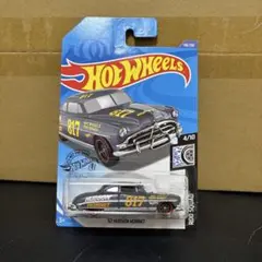 Item thumbnail for item 7d3bd61e-115a-45c2-9825-2c9a749b1189