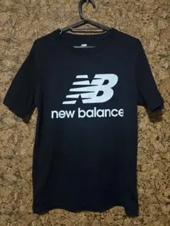 New Balance ブラック Tシャツ S