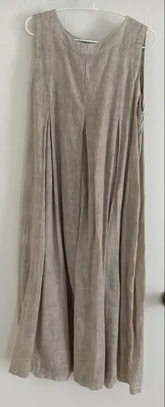 ノースリーブ ロングワンピース　ベージュ　TUTIE.
