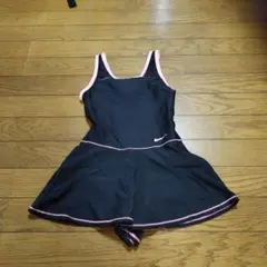 Nike 水着 Sサイズ 黒とピンク　140サイズ