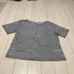 今日だけ価格。ILE DE BONHEUR黒白ストライプ格子柄伸縮あるカットソー