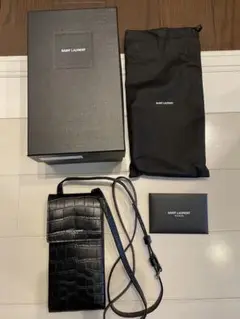 SAINTLAURENT クロコエンポスフォーンケース フォーンショルダーバック